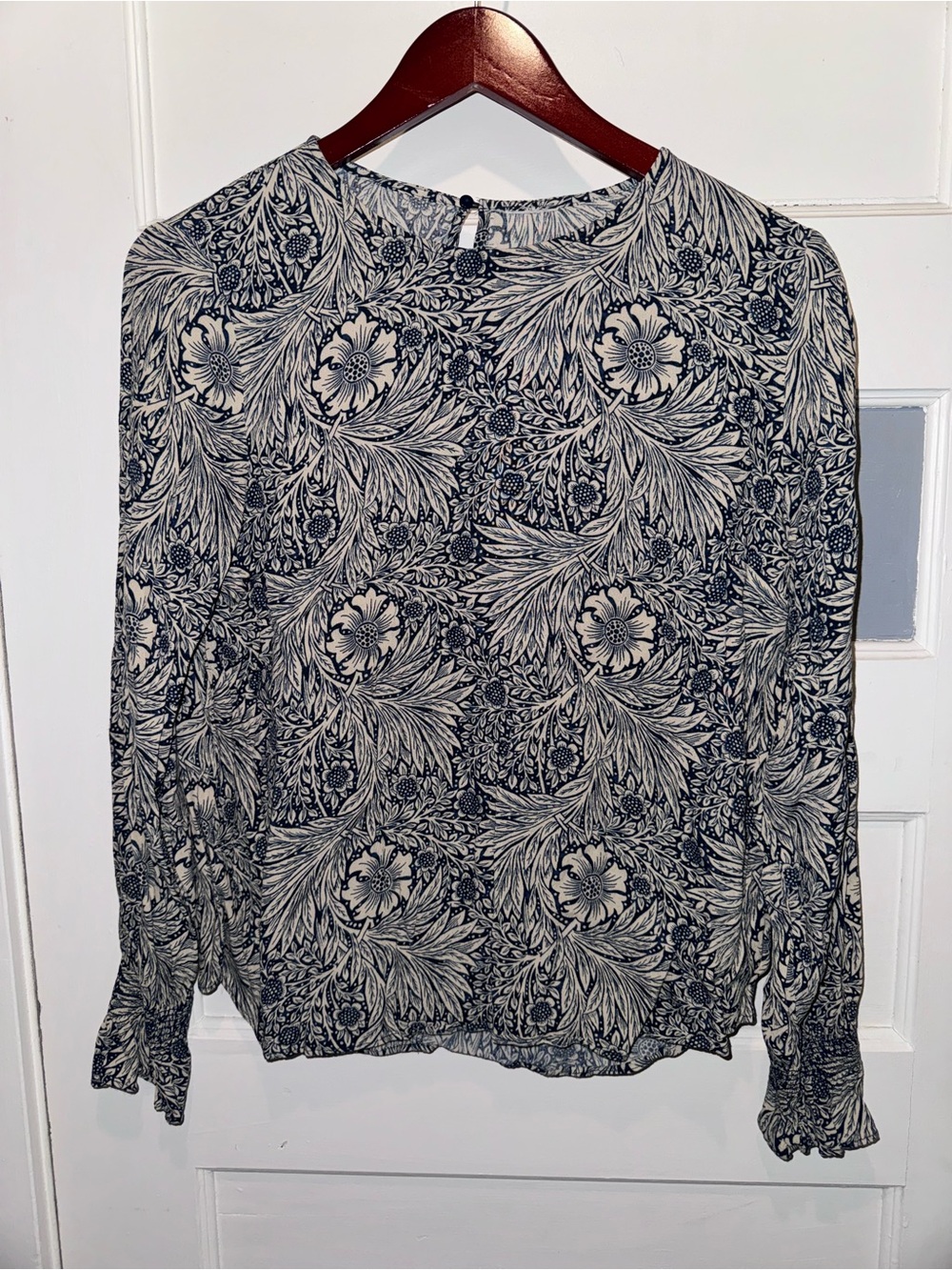 Floral Long-Sleeve Blouse in Navy and Cream